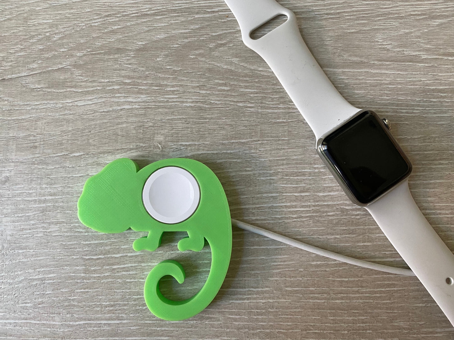 Cute Chameleon Skin/Cover for Apple Watch Charger