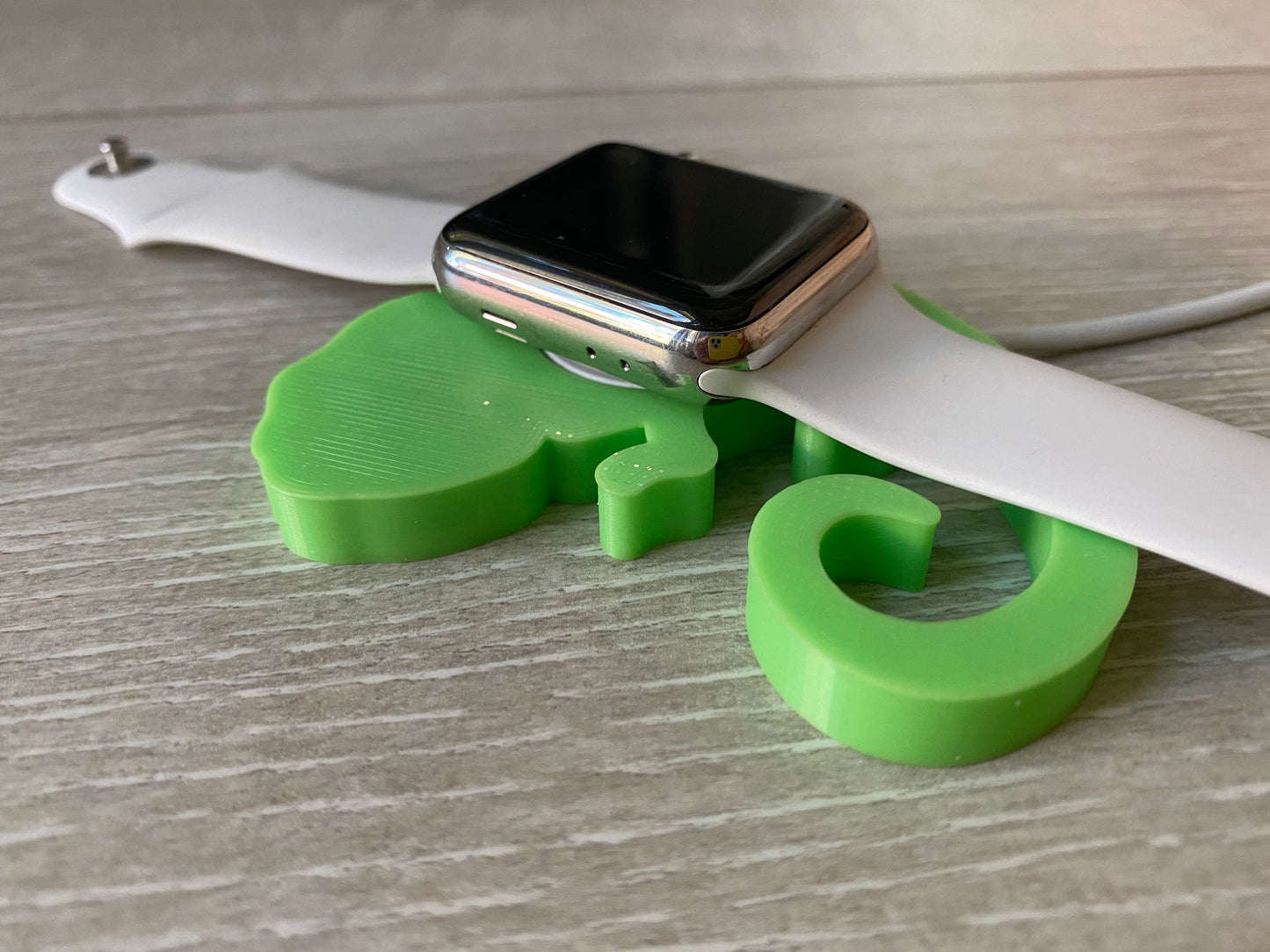 Cute Chameleon Skin/Cover for Apple Watch Charger