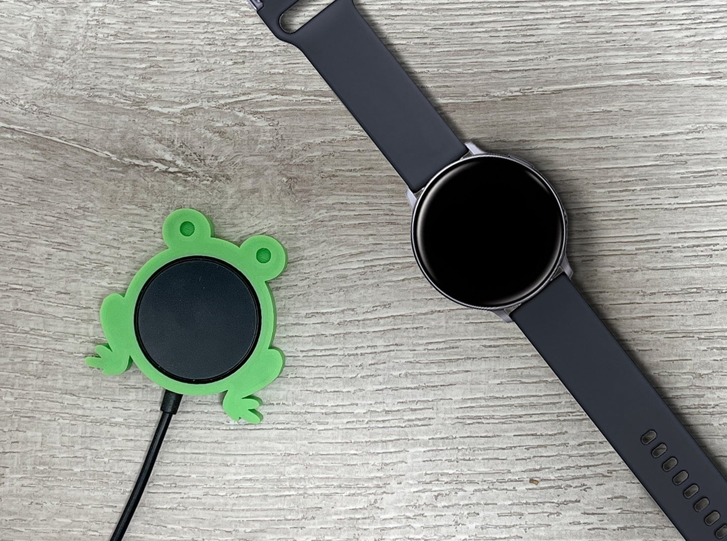 Cute Frog Skin/Cover for Samsung Galaxy Watch Charger