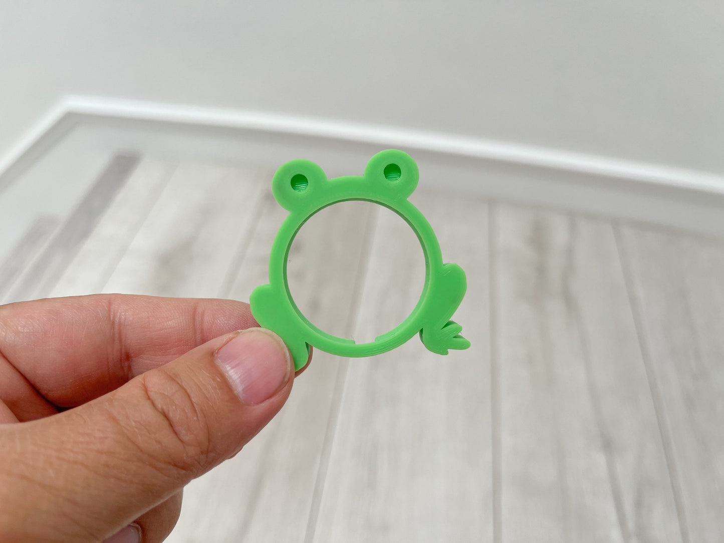 Cute Frog Skin/Cover for Samsung Galaxy Watch Charger