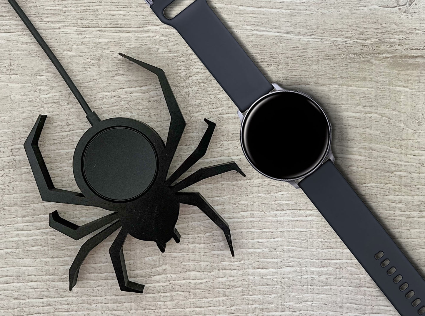 Cool Spider Skin/Cover for Samsung Galaxy Watch Charger