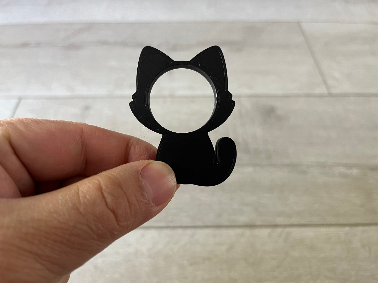 Cute Sitting Cat Skin/Cover for Apple Watch Charger